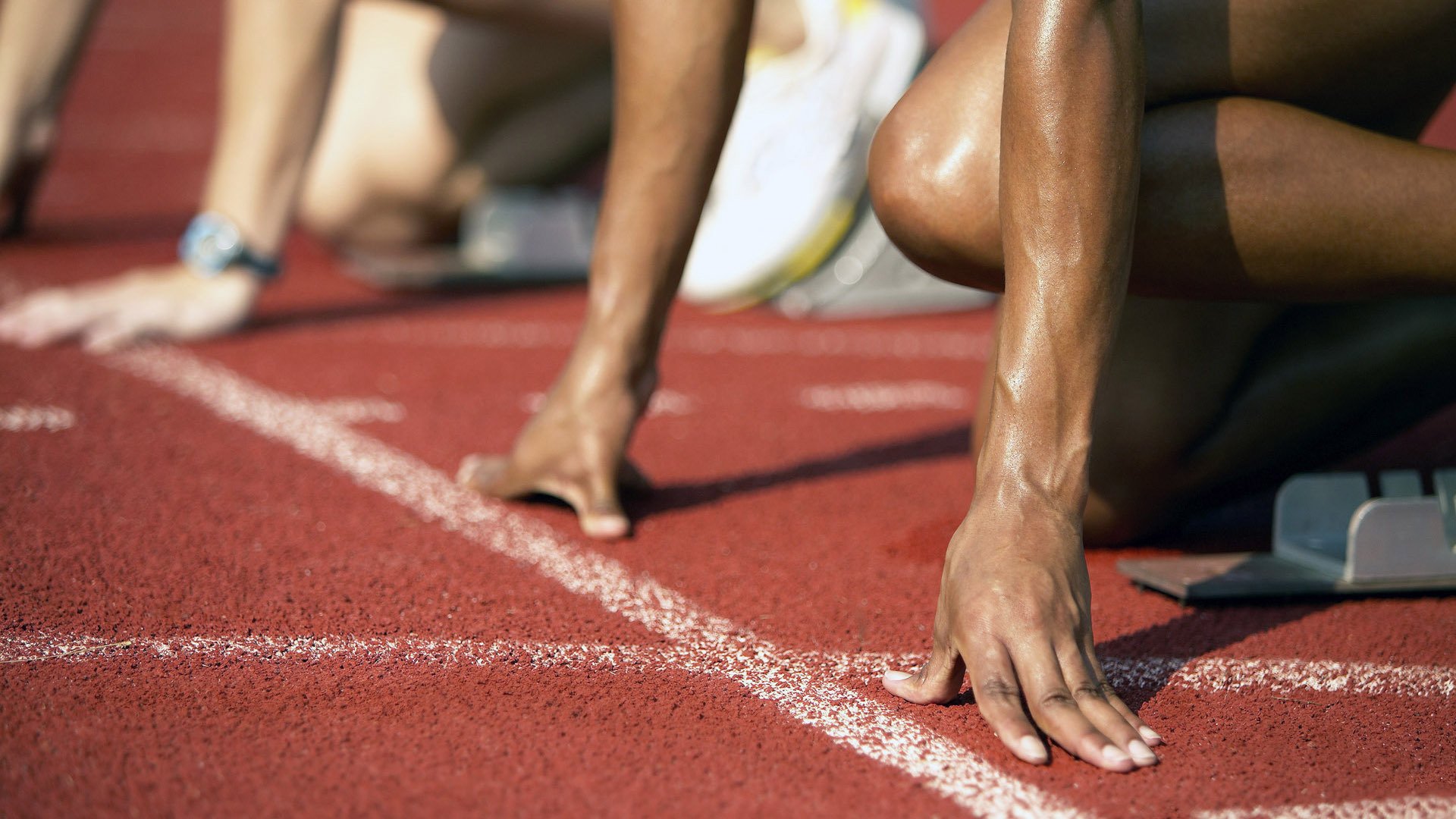 国际高山滑雪大奖赛，雪域高原的速度传奇，高山滑雪全国锦标赛