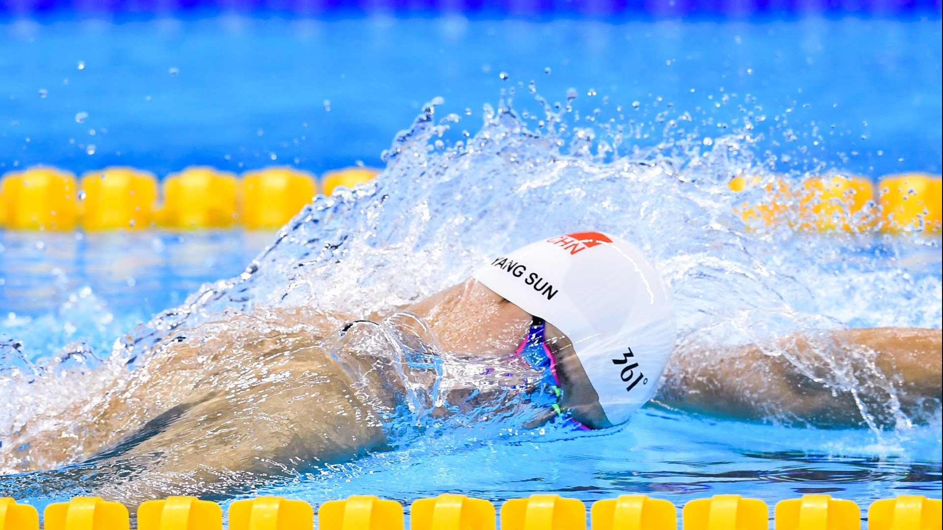 英雄联盟全球赛事首次推行“裁判双语评估”制度